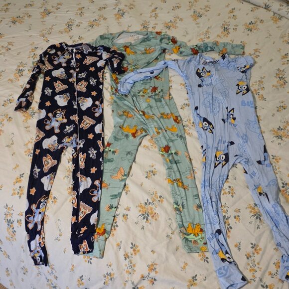 3 Toddler Pajamas - Worn Once - Bluey & Lion King Size 4T & 5T - Picture 2 of 4